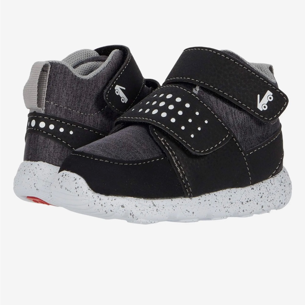 See Kai Run. Never worn. Ryder Hightops. Size 5.
